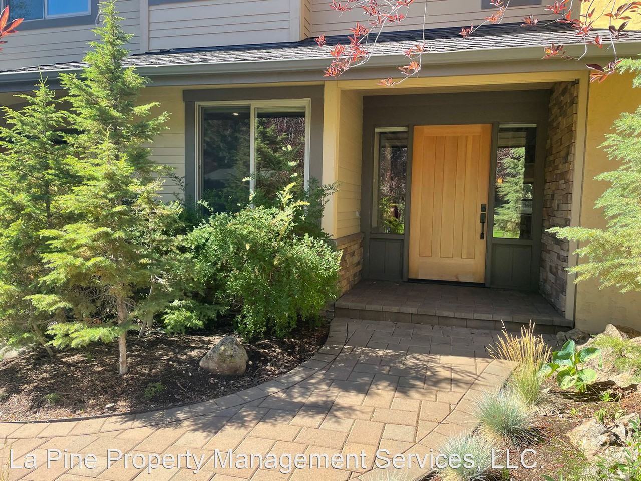 19061 Mt Hood Pl - Photo 3 of 19