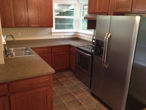 330 N Gordon Way - Photo 2 of 5