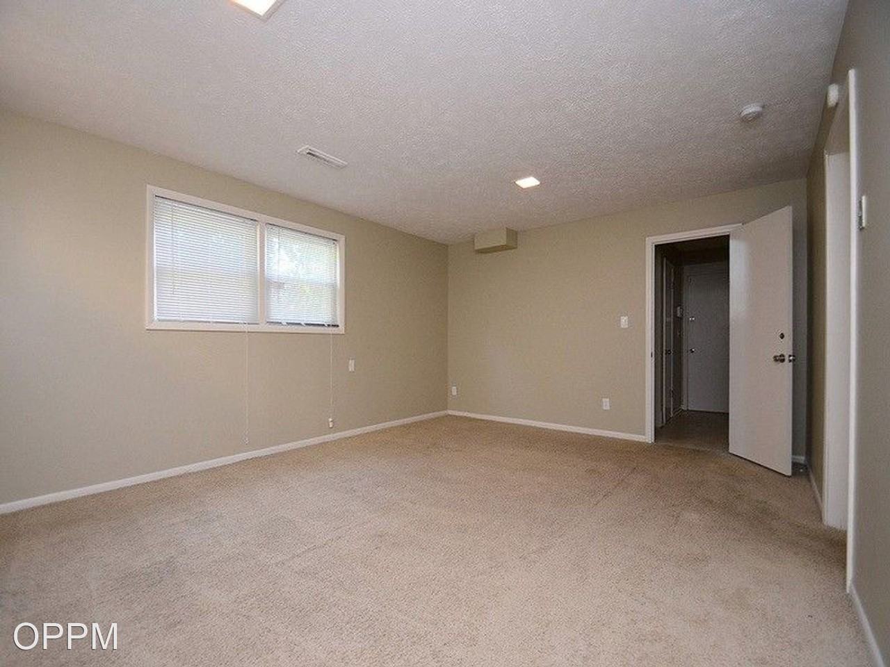 5303 Mary St - Photo 3 of 14