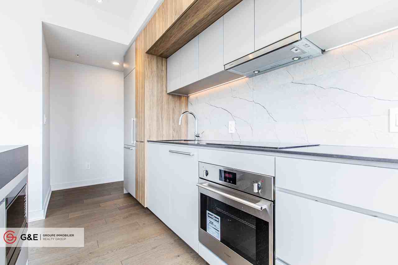 1188 Rue SaintAntoine Ouest 3707, Montréal,