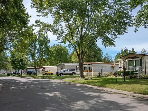 2132 Pacific Dr #16B - Photo 6 of 26