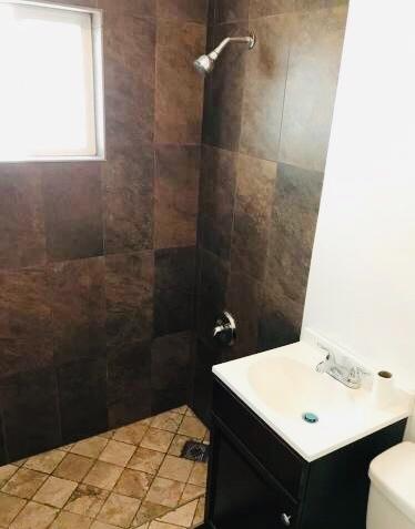 105 N Centre St - Photo 6 of 7