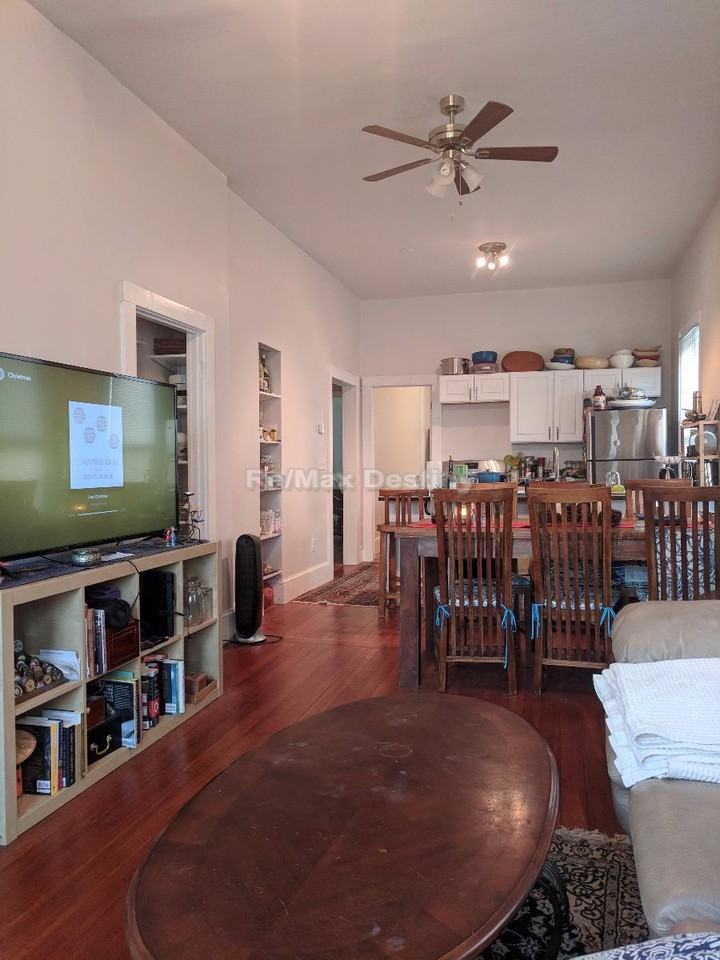 142 Webster Ave #1 - Photo 4 of 15