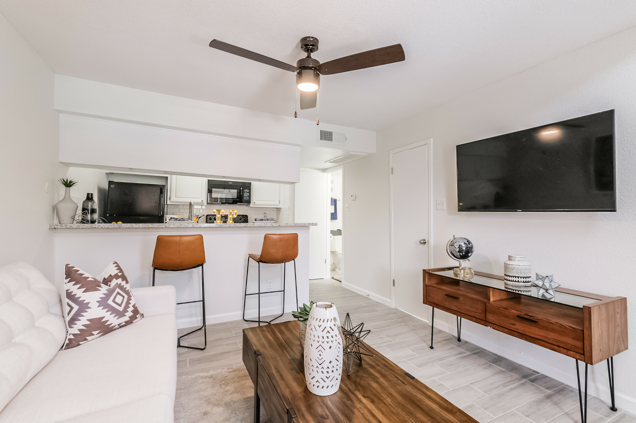 Turtle Pointe Apartments - Photo 6 of 50