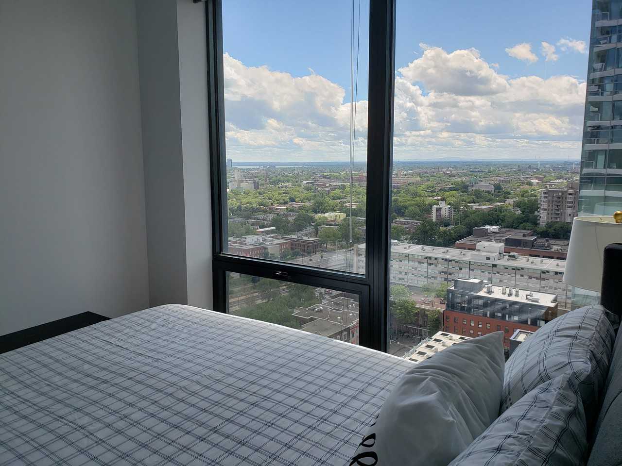 1380 Boulevard René-Lévesque Ouest - Photo 2 of 18