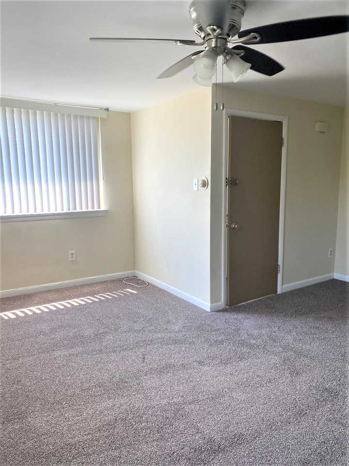 3401 Berkley Ave 2nd Fl #2ndFL - Photo 3 of 18