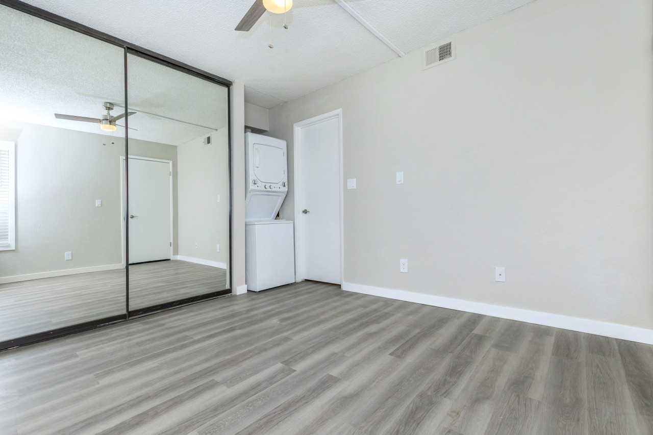 Tides at Paradise Valley - Photo 3 of 17