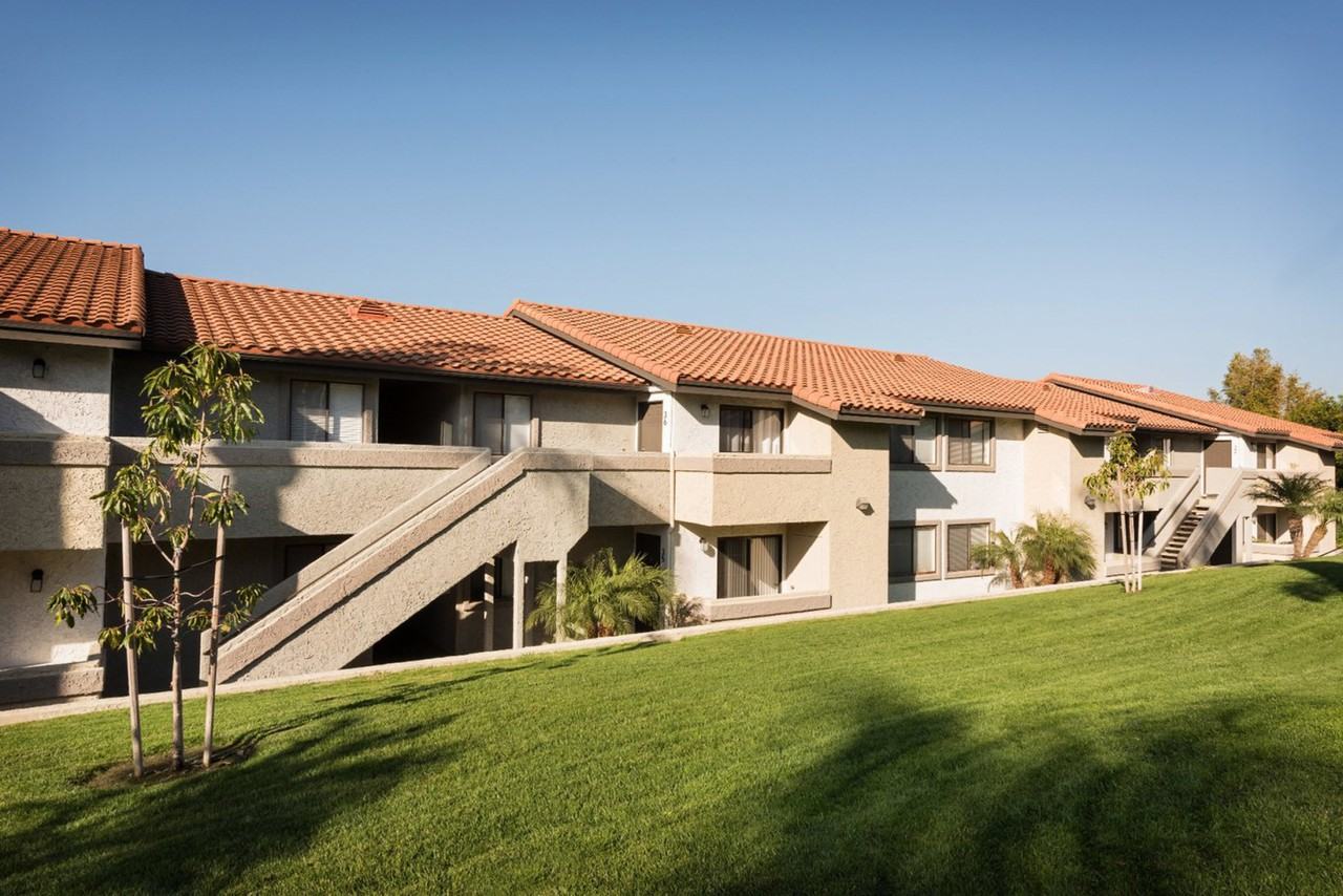 Elán Milano Apartment Homes Apartments 3634 College Blvd, Oceanside