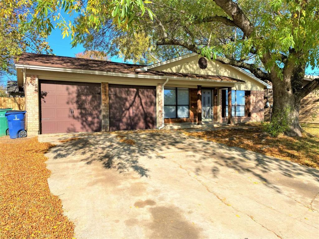 6059 Shadydale Ct - Photo 2 of 19