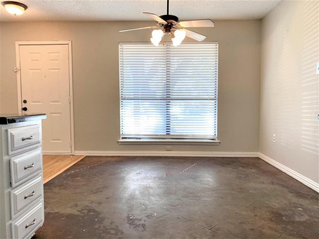 6059 Shadydale Ct - Photo 7 of 19
