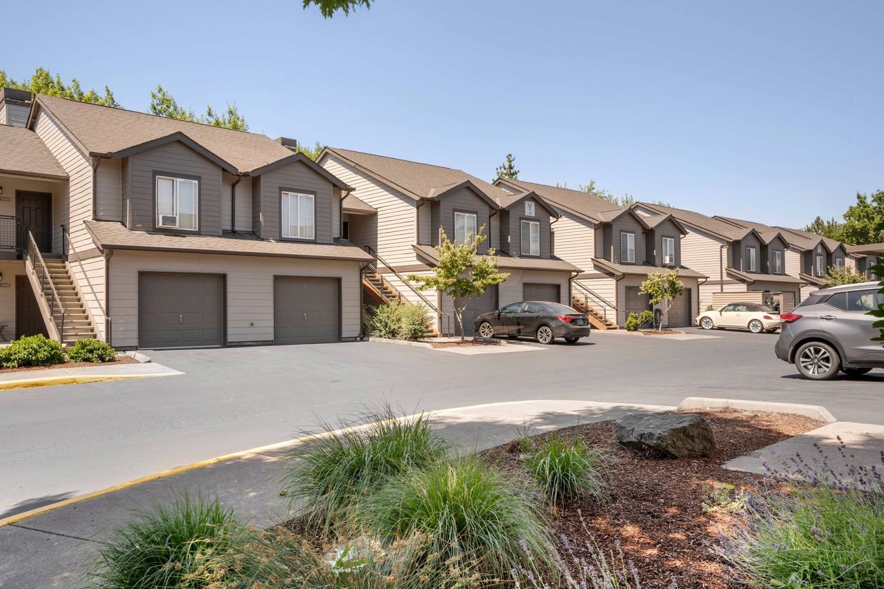 Forest Hills - Photo 2 of 32