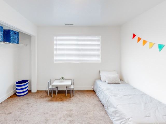 Courtside (past) - Photo 6 of 24