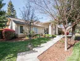 featured image of 6185 N Figarden Dr