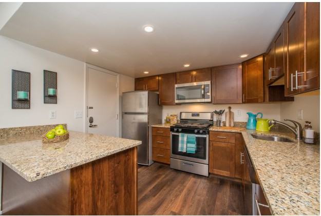 Grandview Pointe Apartments - Photo 4 of 40