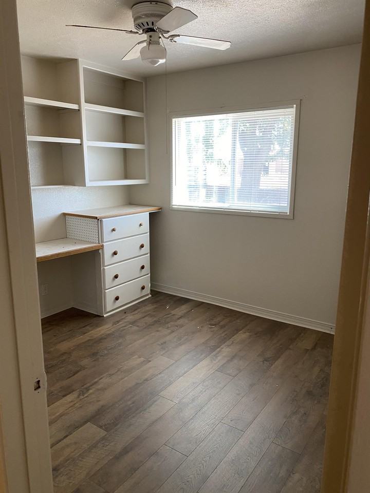 8125 Aspen Ave Ne #1 - Photo 5 of 11
