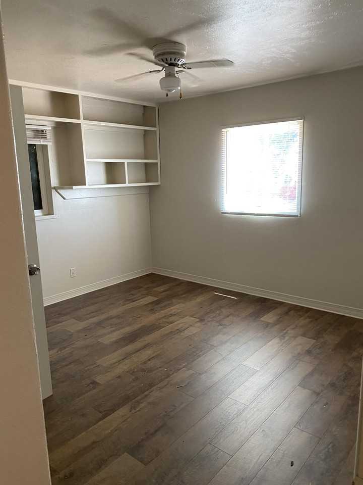 8125 Aspen Ave Ne #1 - Photo 6 of 11