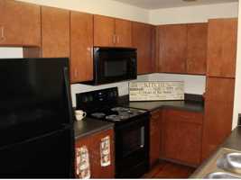 featured image of 1464 E Cheatham St