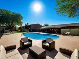 featured image of 240 West Rochelle Road