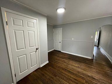 18 Dresden Ave #2 - Photo 3 of 15