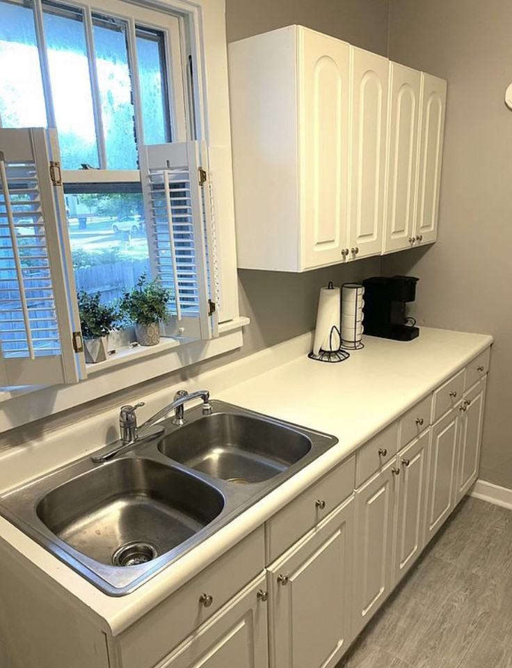 1203 W Ash St - Photo 3 of 14