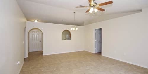 1620 Westminster Trl - Photo 2 of 16