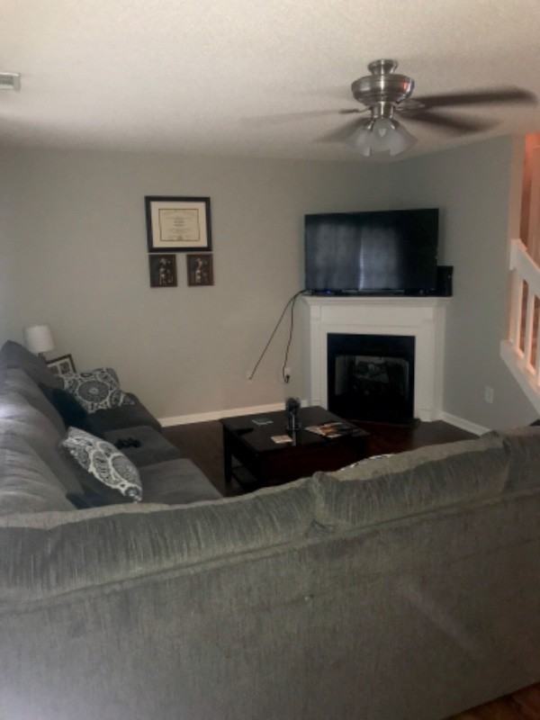 10852 Holly Ridge Boulevard - Photo 3 of 20