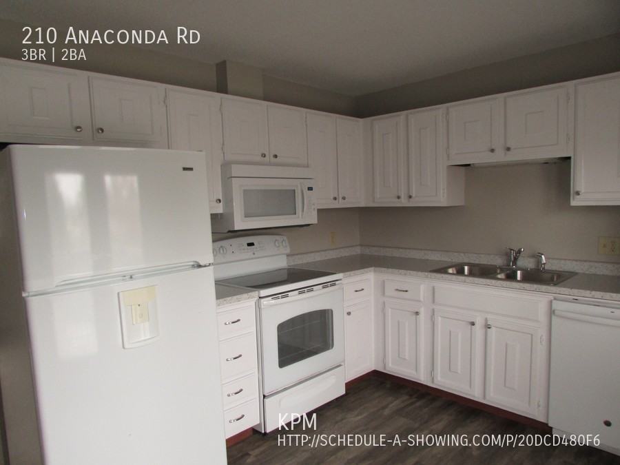 210 Anaconda Rd - Photo 3 of 15