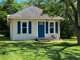 1016 W Jefferson St - Photo 1 of 1