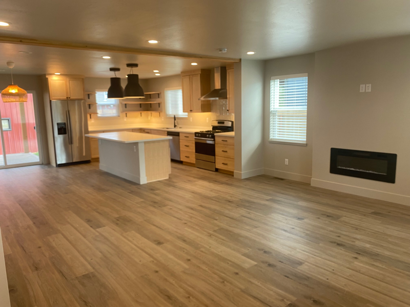 115 Valley St - Photo 3 of 16