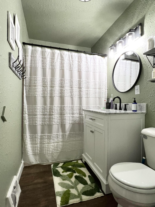 240 Saint Andrew St - Photo 7 of 10