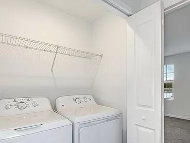 6249 Fairmont Ln - Photo 6 of 38