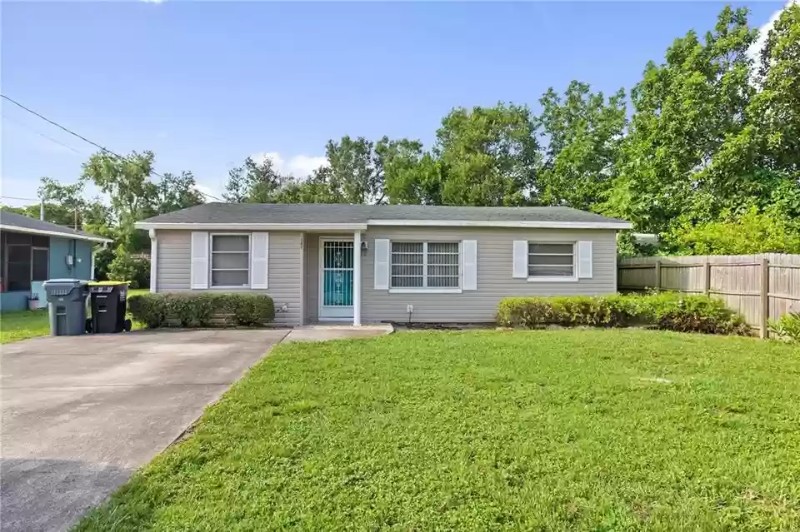2503 Cetra Ct Fl 33801 - Photo 2 of 12