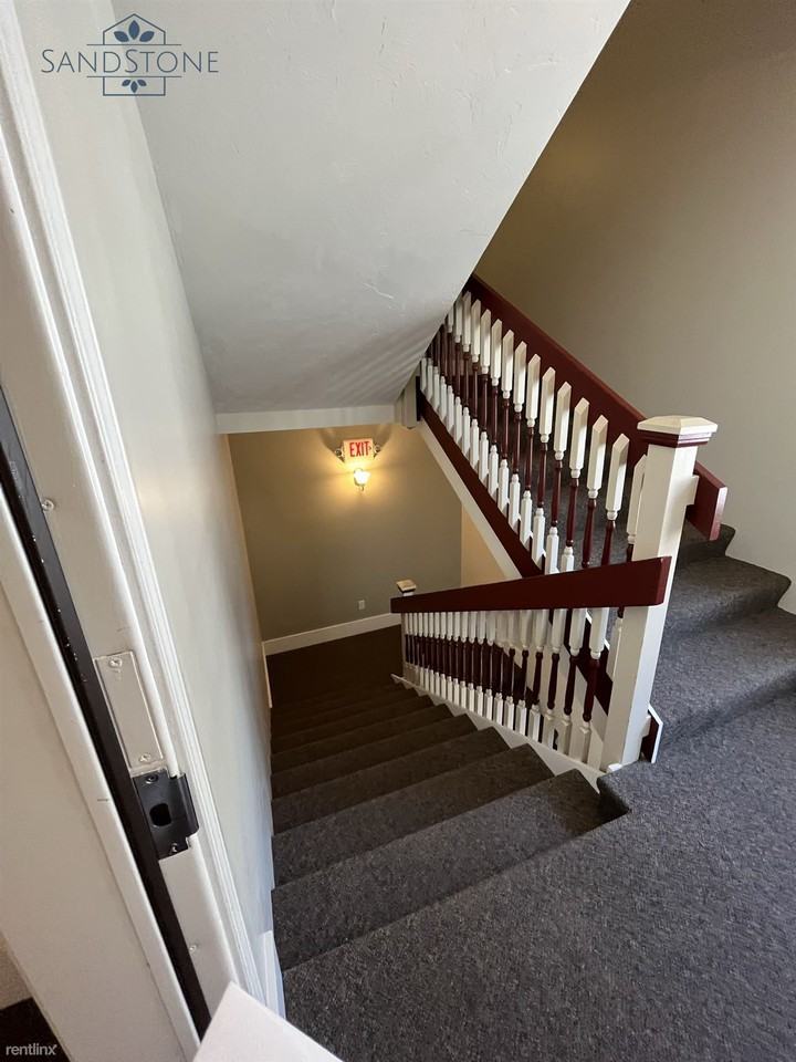 107 Adams St - Photo 3 of 16