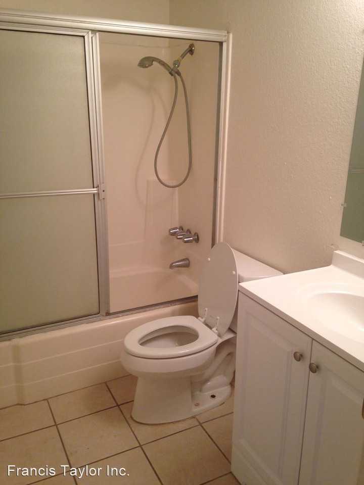 326 Hillside Terrace - Photo 3 of 4