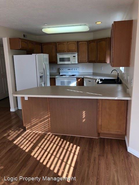2122 N Morning Star Dr - Photo 3 of 19
