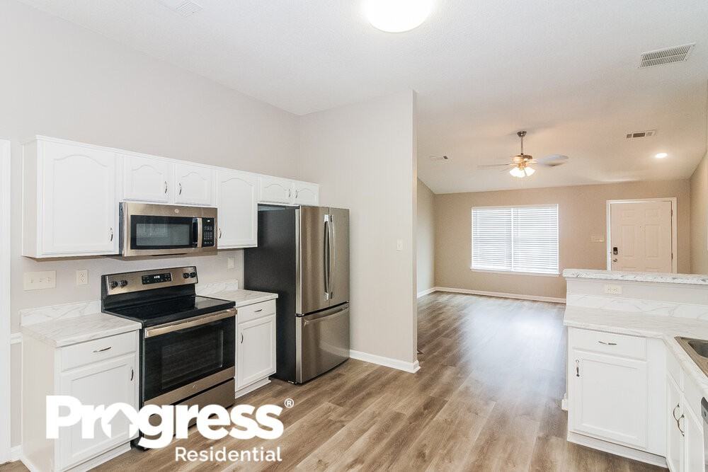 495 Oakland Hills Dr - Photo 7 of 16