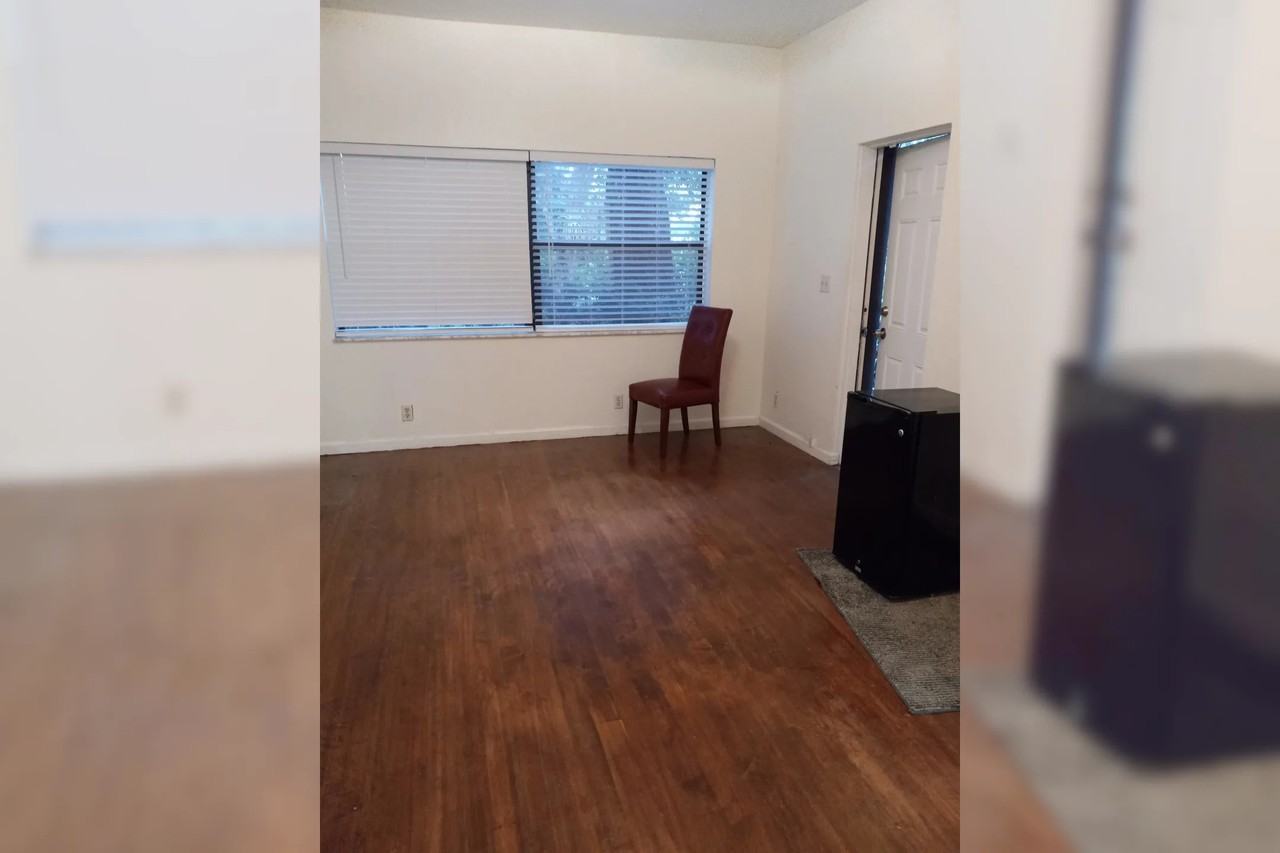 101 N Fig Tree Ln - Photo 2 of 3