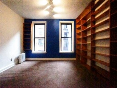 520 W 50th St #C4 - Photo 2 of 3