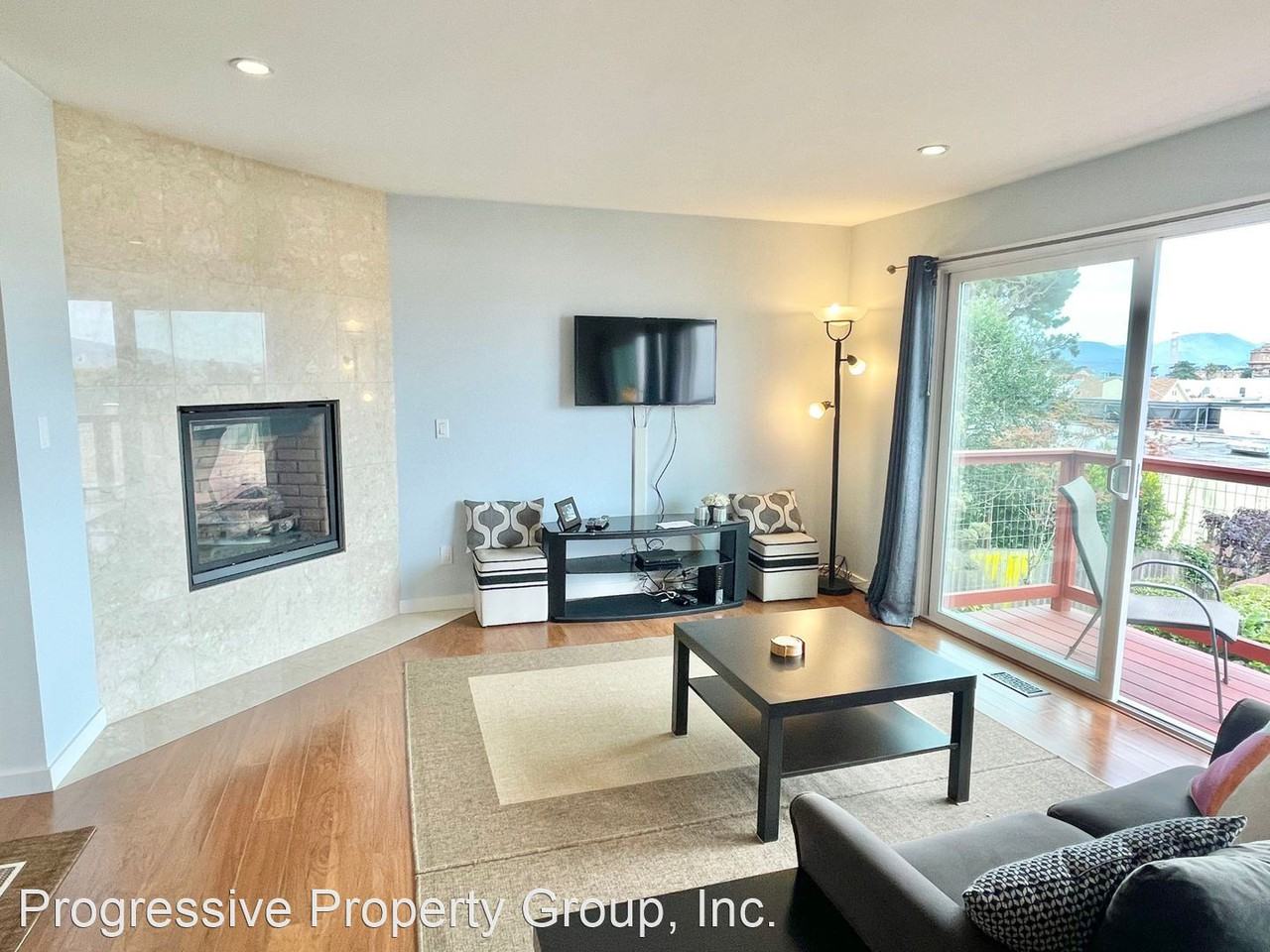 2652-2654-2656 Greenwich Street - Photo 3 of 15