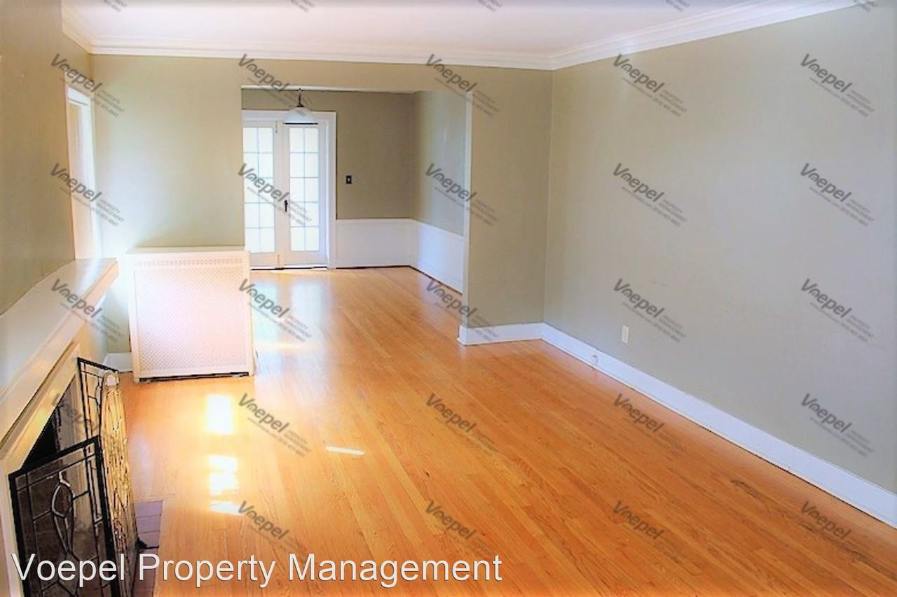 402 E Meyer Blvd - Photo 3 of 12