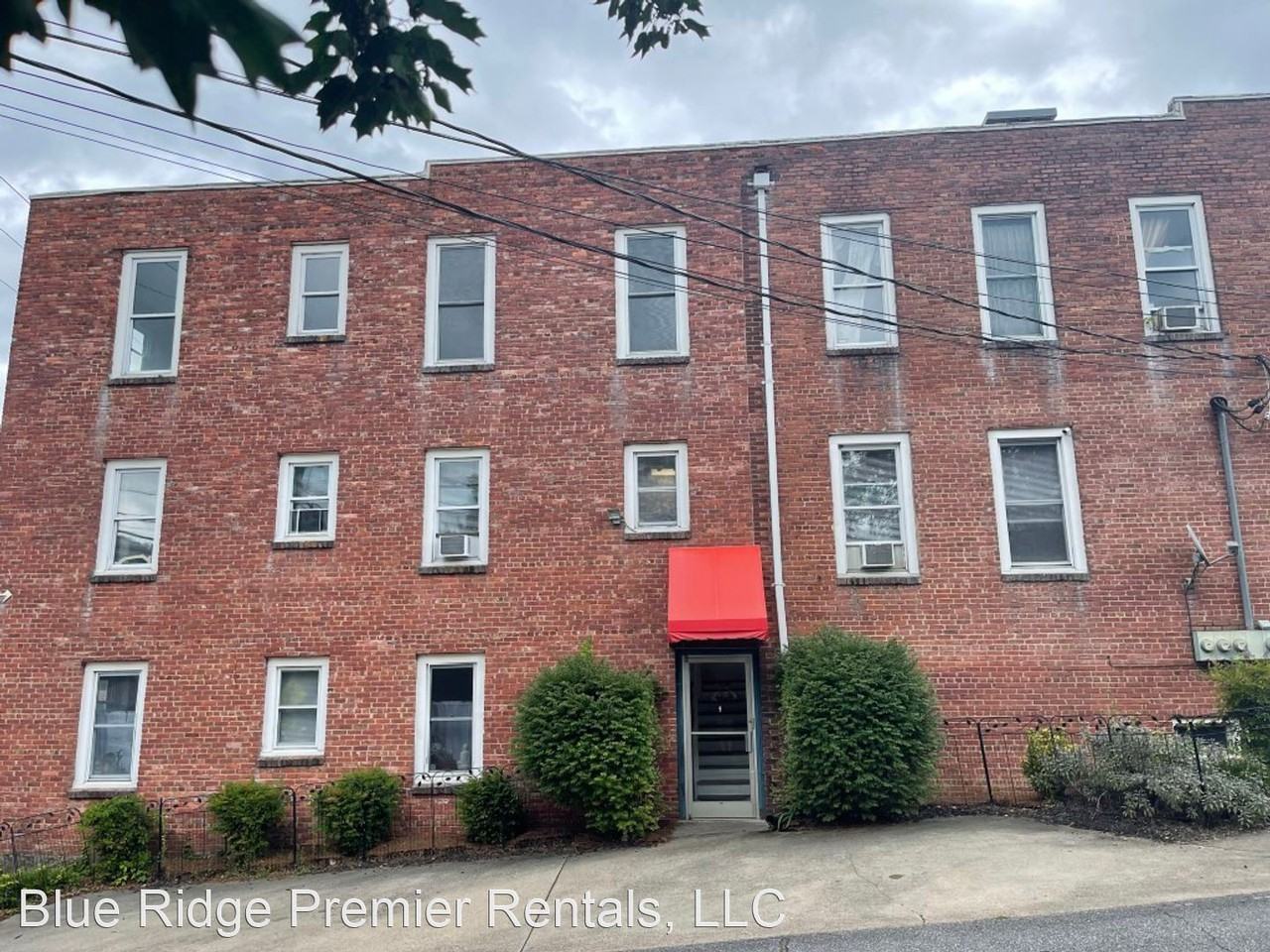 648 W Main St #4 - Photo 3 of 19