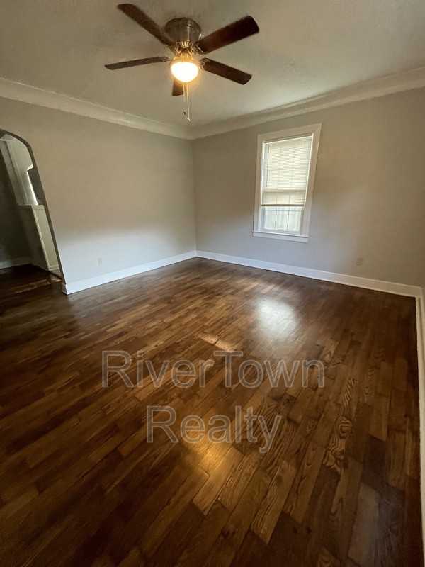 3336 Southern Ave - Photo 2 of 11