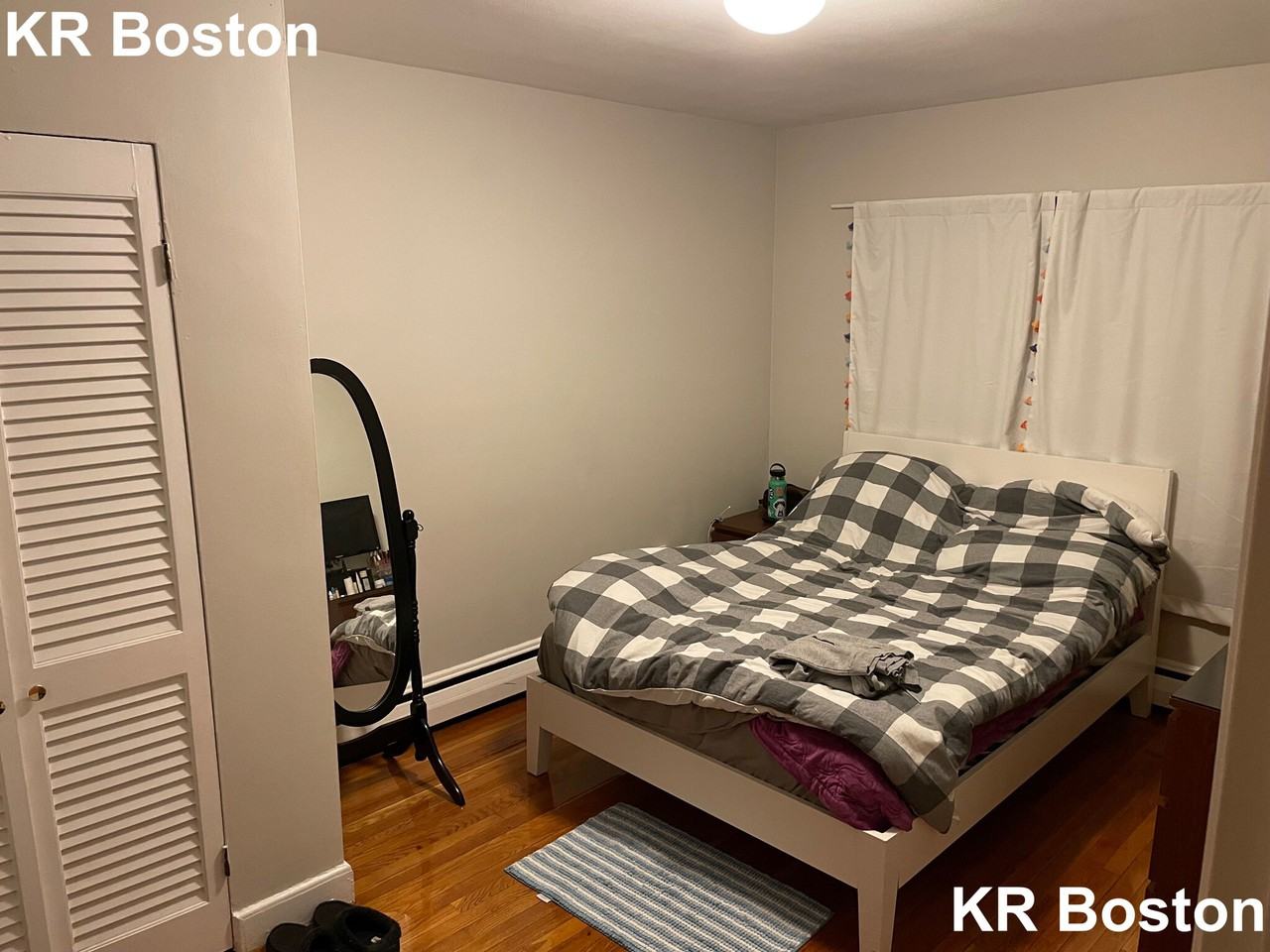 Selkirk Rd. & Chiswick Rd #4 - Photo 5 of 29