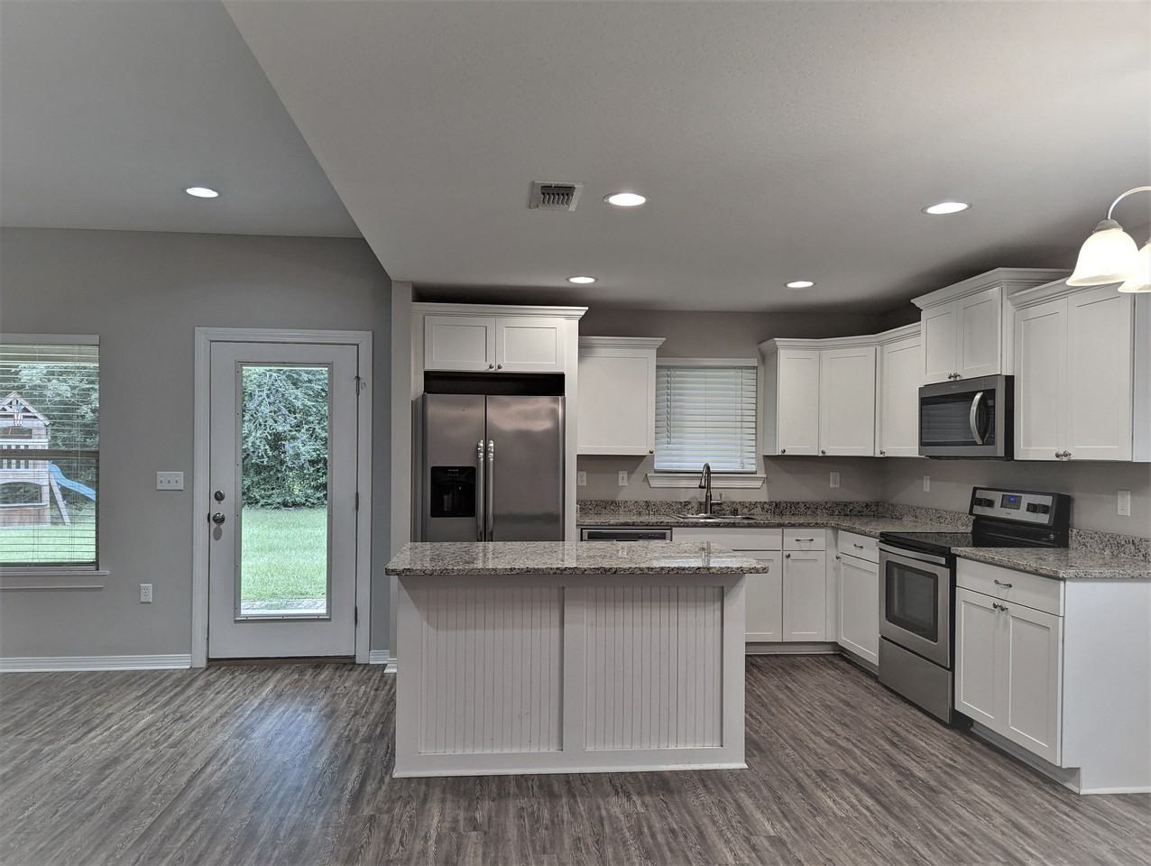 206 North St - Photo 2 of 17