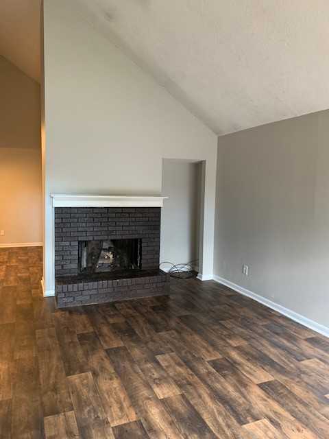 28 Rosewood Ct - Photo 2 of 13