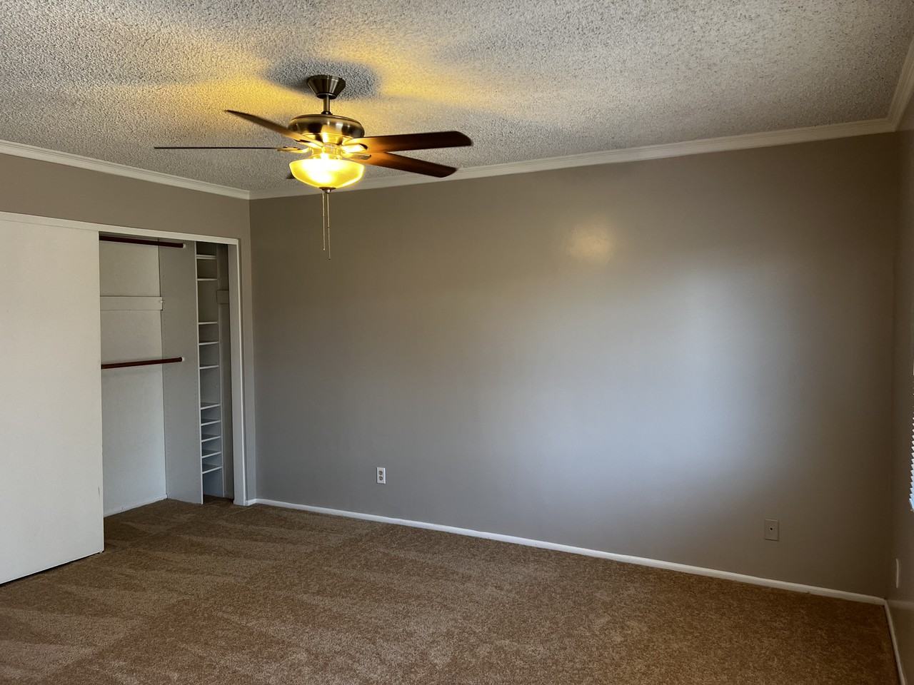 3424 W Aire Libre Ave - Photo 2 of 23