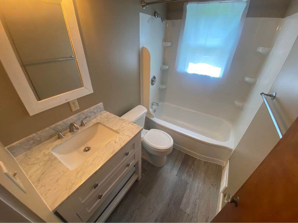 11 Pasfield Park, Springfield, IL 62704 1 Bedroom Apartment for 825