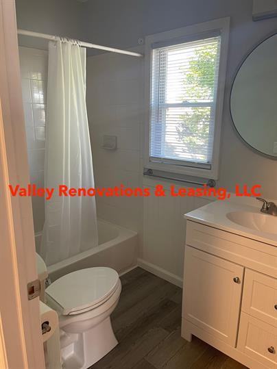 209 Perry St - Photo 3 of 6