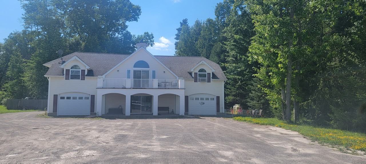 1650 Carmen Road #Upper