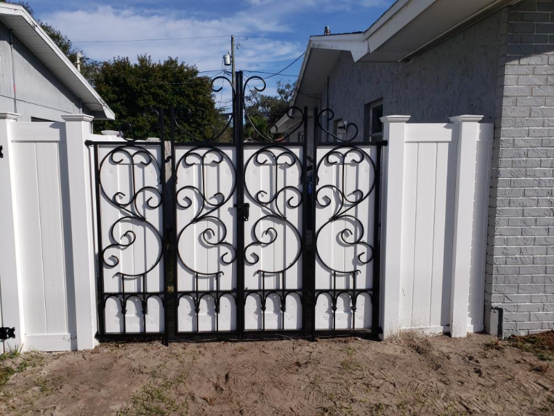 725 Patricia Ave - Photo 5 of 50